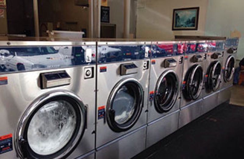 Henrys Laundromat